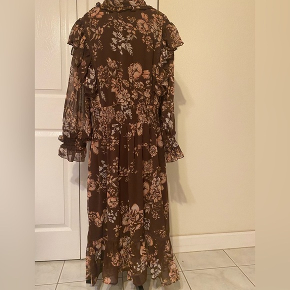 - NWT River Island Plus Disty Floral Dress size US 20 - Picture 4 of 10